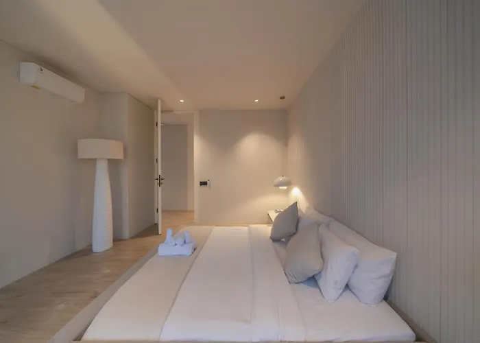Kiyomi - Brand-new 2br Designer Umalas