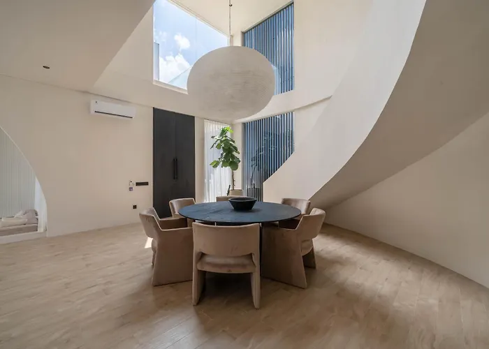 Kiyomi - Brand-new 2br Designer Umalas Villa *
