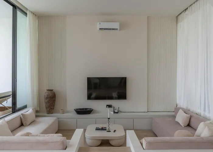 Villa Kiyomi - Brand-new 2br Designer Umalas Kerobokan