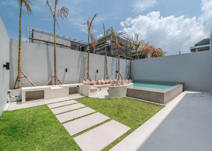 Kiyomi - Brand-new 2br Designer Umalas * Kerobokan