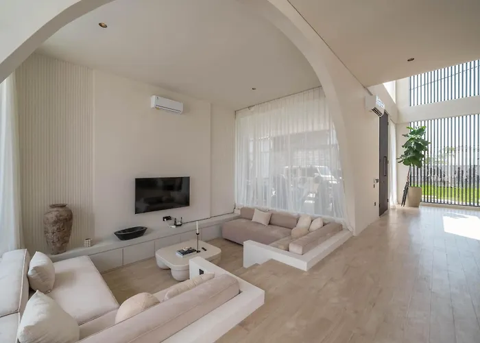 Villa Kiyomi - Brand-new 2br Designer Umalas *