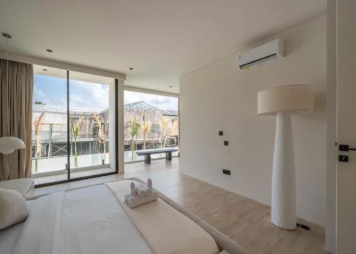 Kiyomi - Brand-new 2br Designer Umalas Villa *