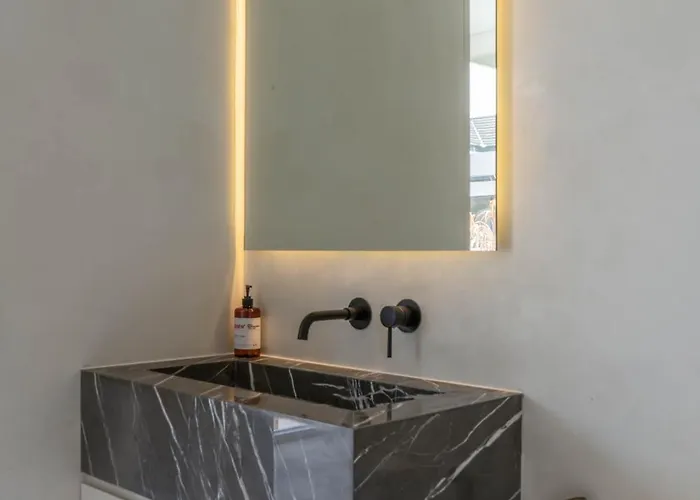 Kiyomi - Brand-new 2br Designer Umalas Villa Kerobokan