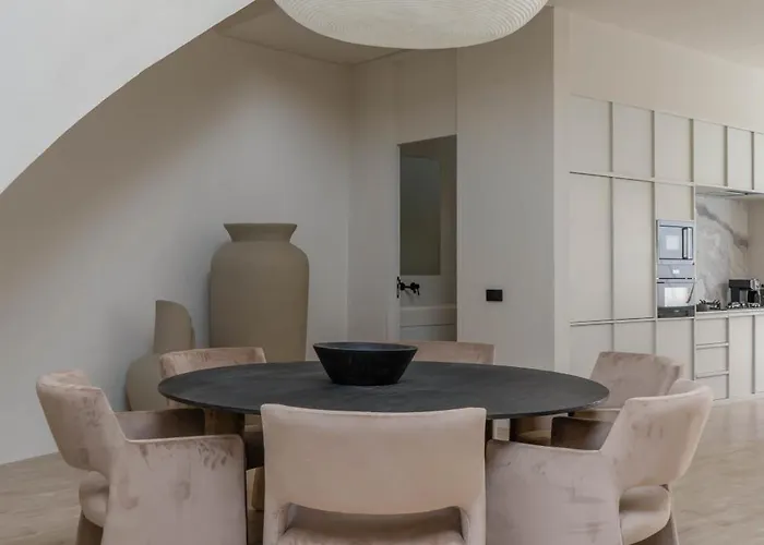 Kiyomi - Brand-new 2br Designer Umalas